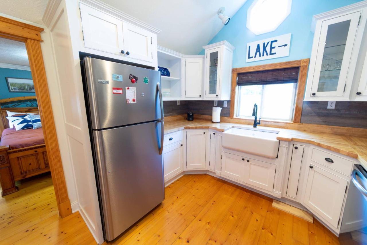 The Charming Glenn Cottage! Walk To Lake Michigan! Fennville Exterior photo